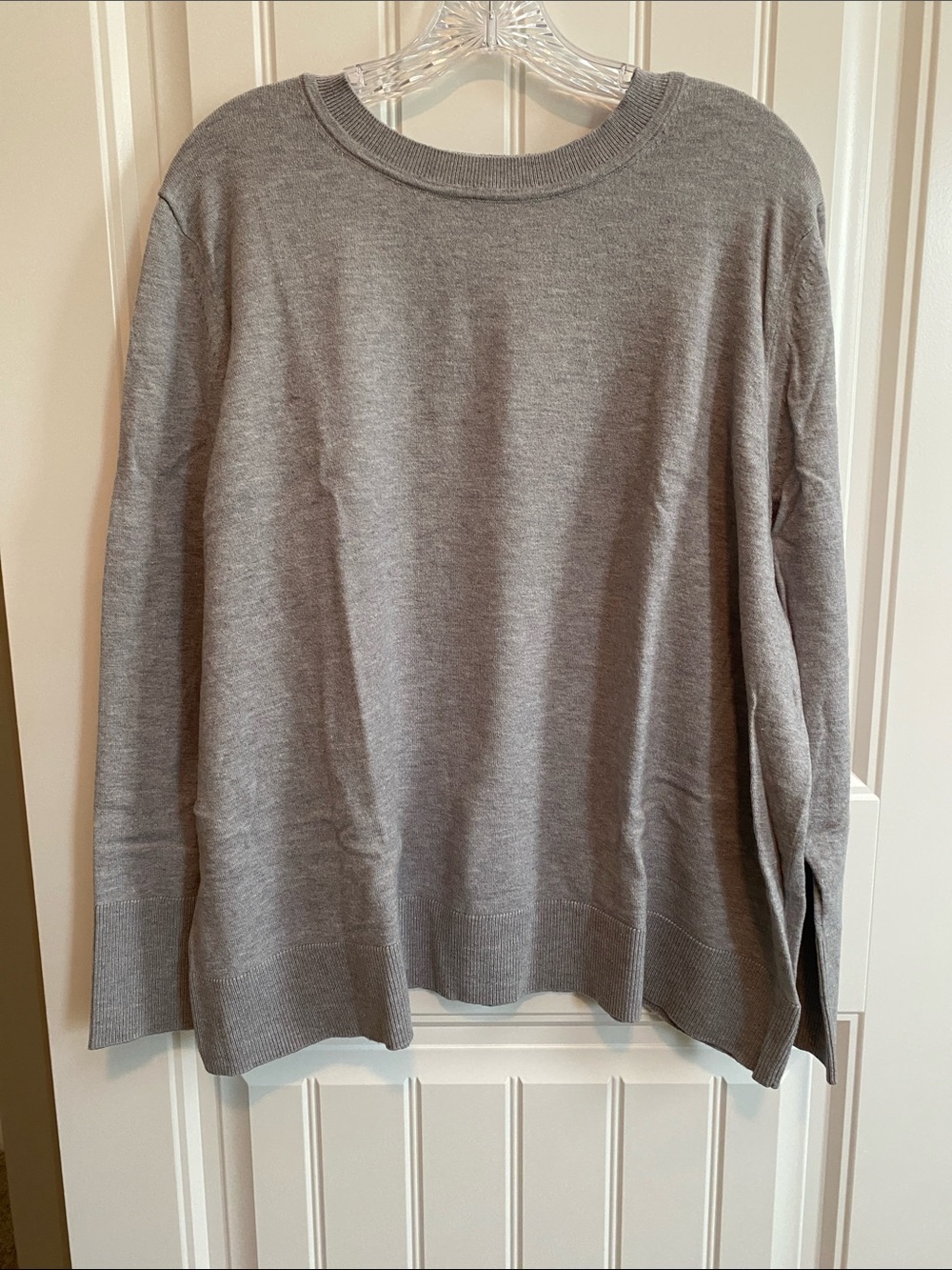 Women's Lightweight Gray Crewneck Sweater - Classic Everyday Knit